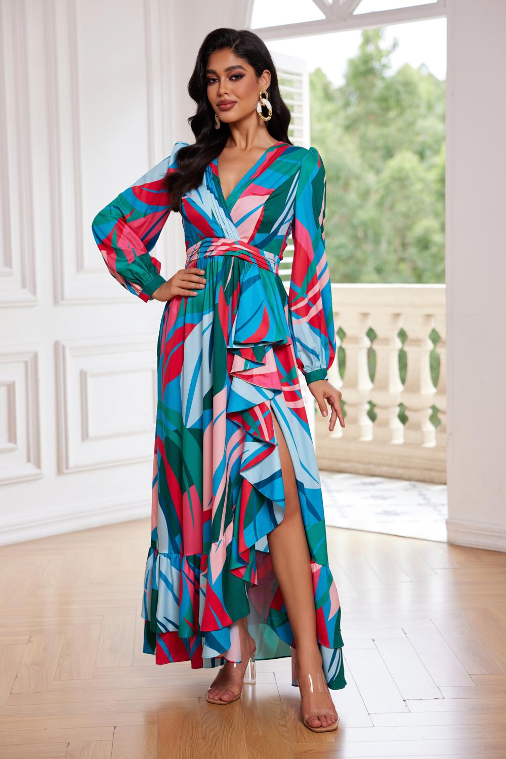 Maxi Vestido Estampado Floral con Vuelos y Abertura lateral.