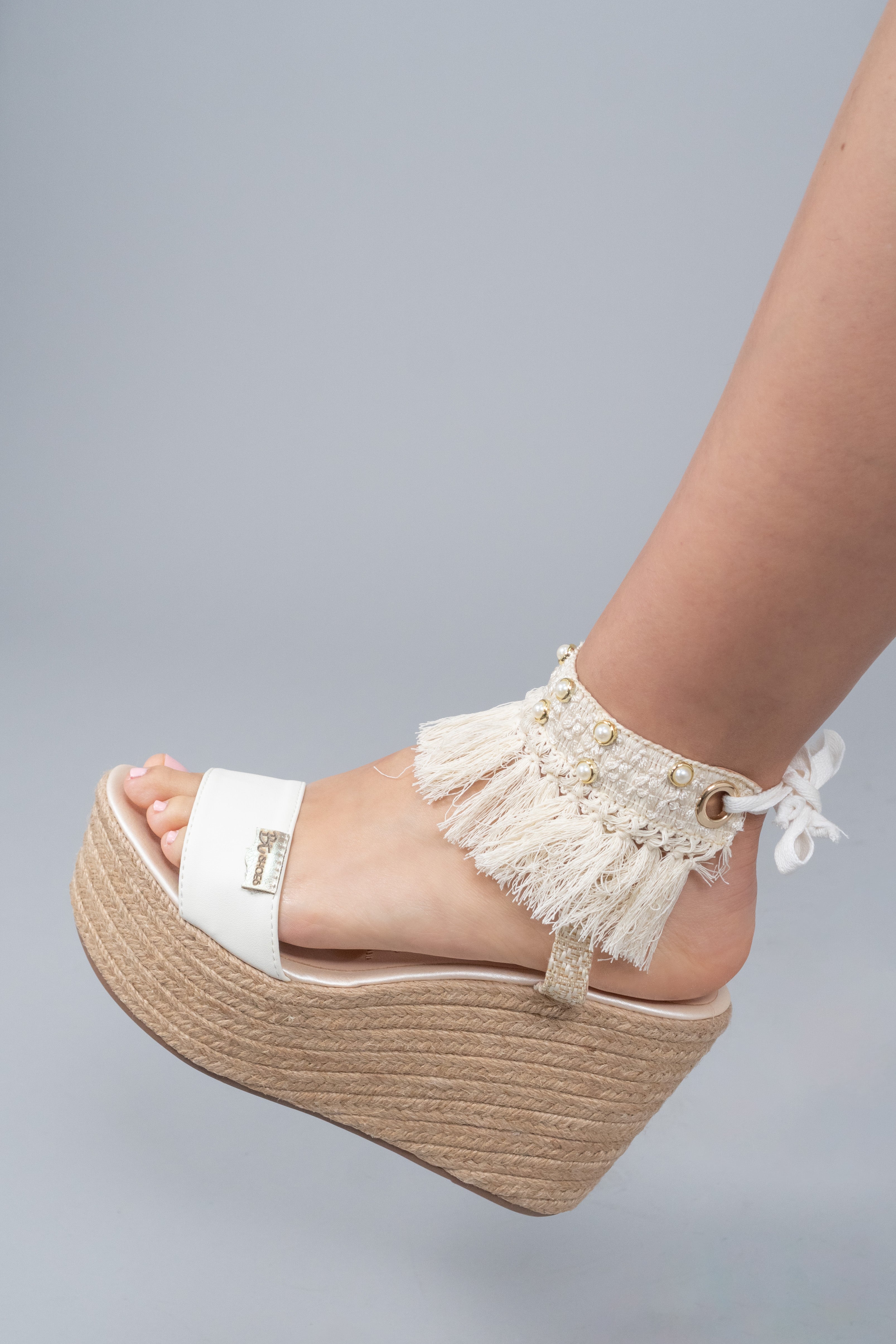 SANDALIAS ALTAS CON PERLAS