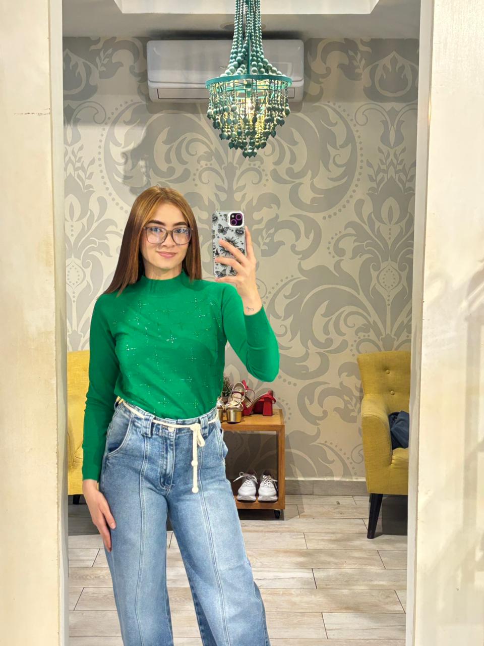 SWEATER CON RHINESTONES