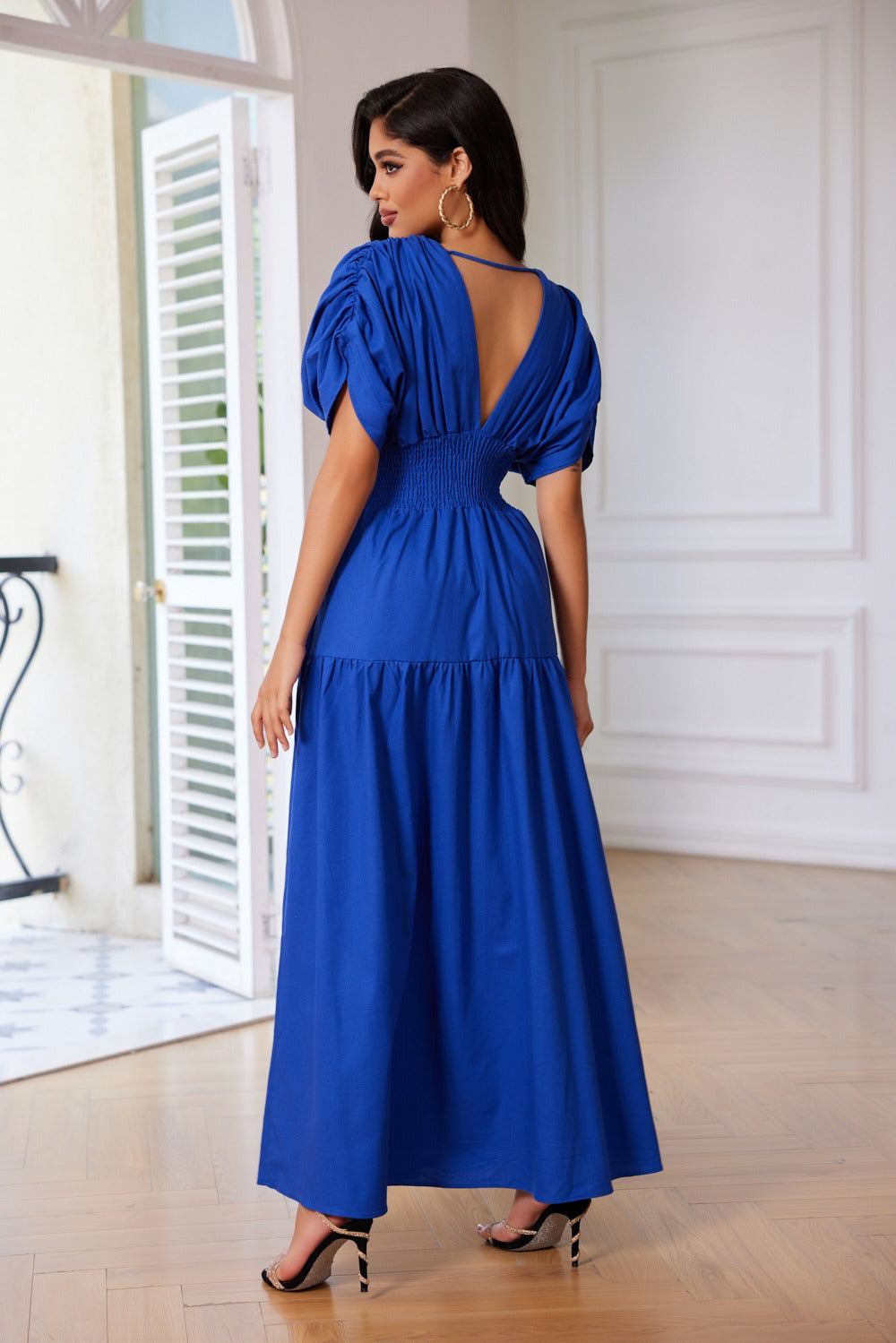 MAXI VESTIDO DE ESCOTE EN V