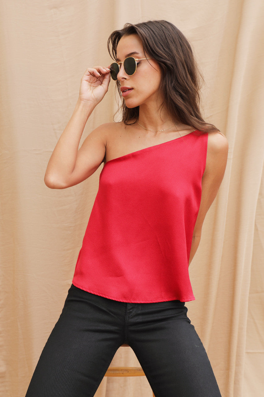 SHINY ONE SHOULDER TOP