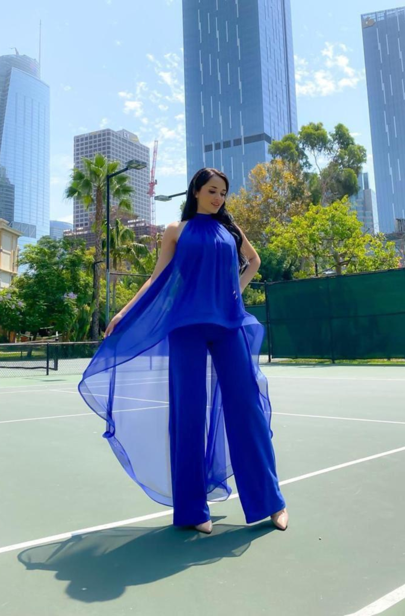Jumpsuit Halter con Capa