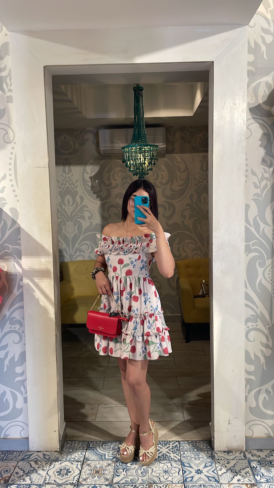 Vestido Off Shoulder Cherry