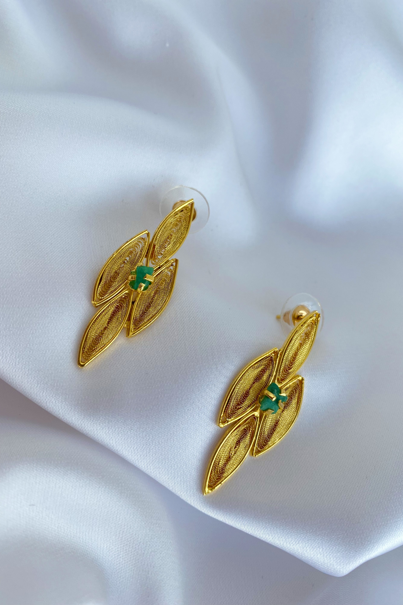 ARETES DE FILIGRANA CON MURRALLA