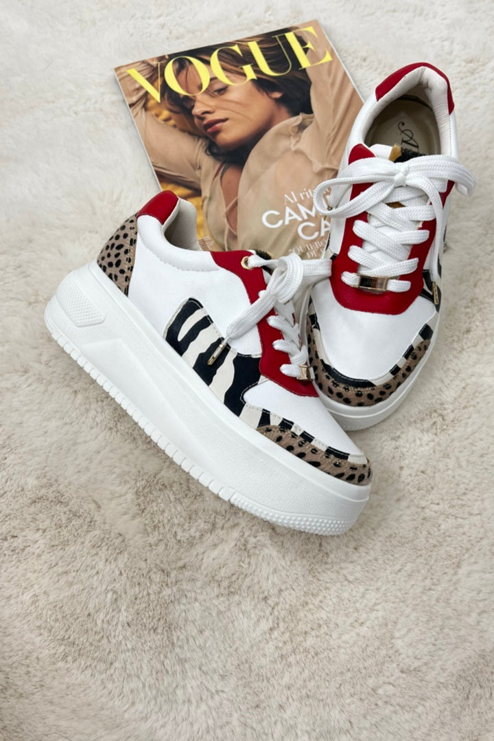 ZAPATILLAS MODELO ZARA