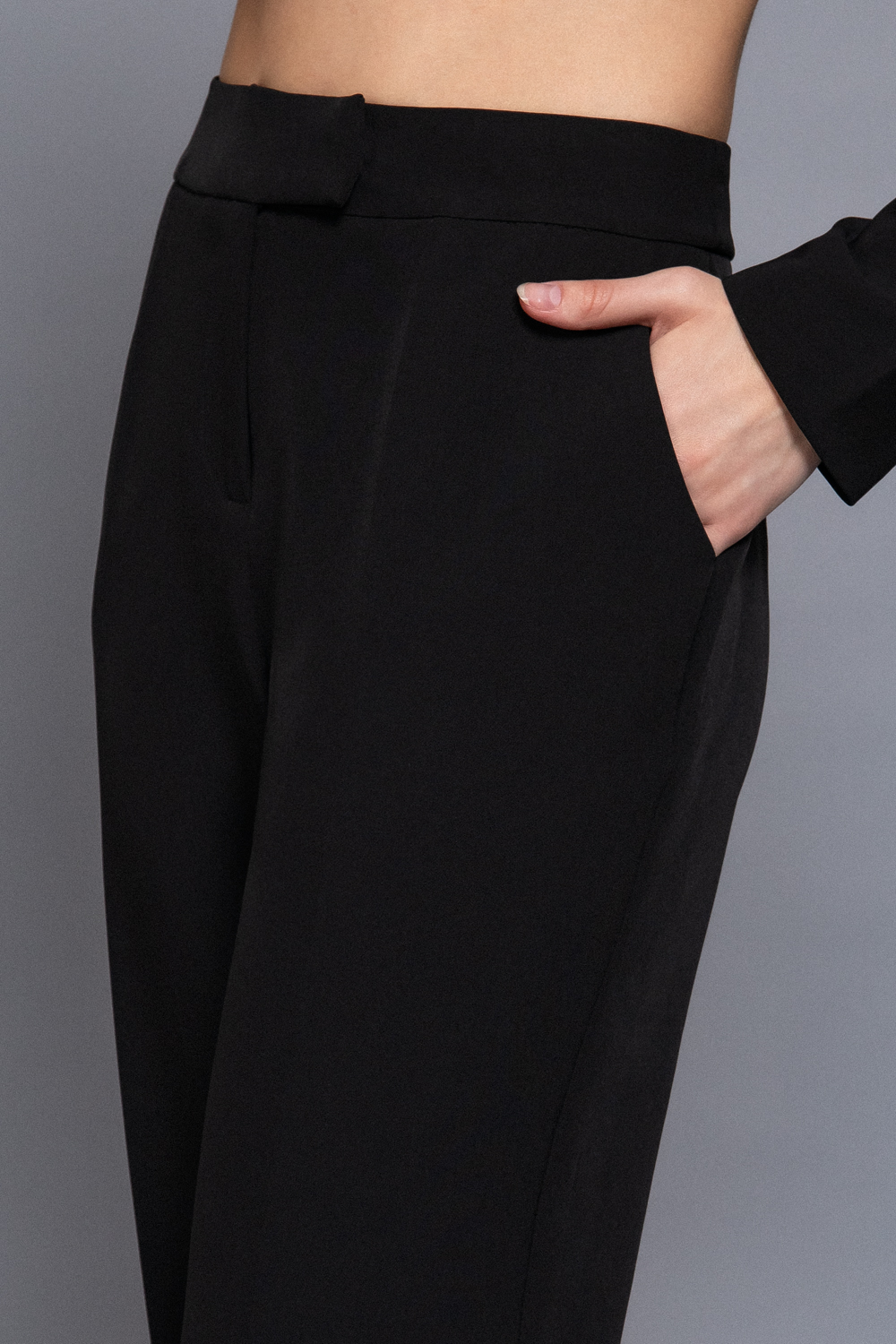 CLASSIC HIGH WAIST PANTS