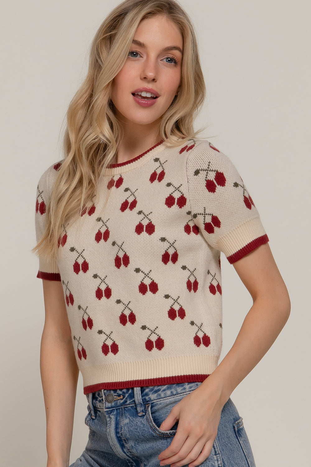 CHERRY PATTERN SWEATER